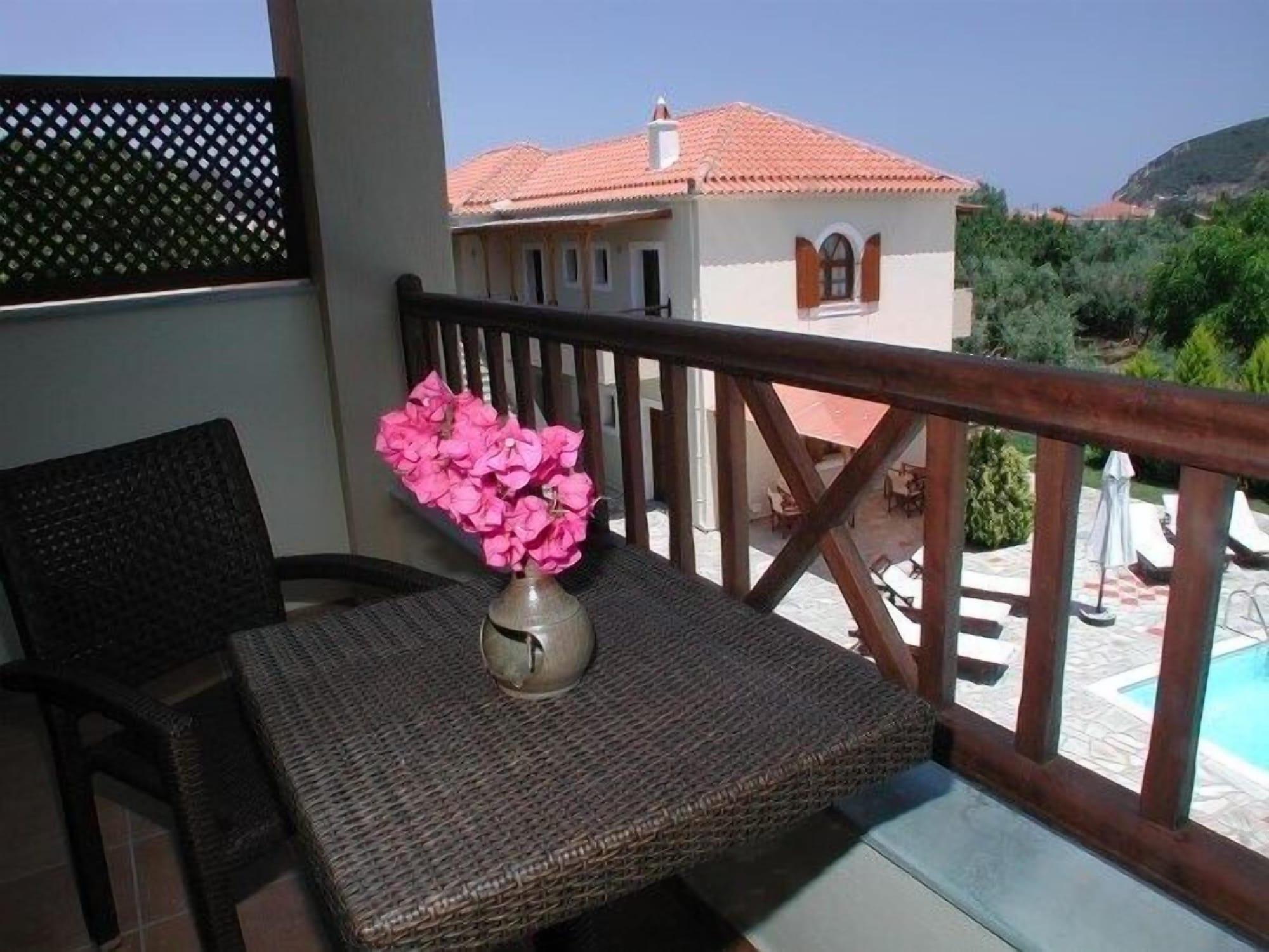 Sun Accommodation Skopelos Town Ngoại thất bức ảnh